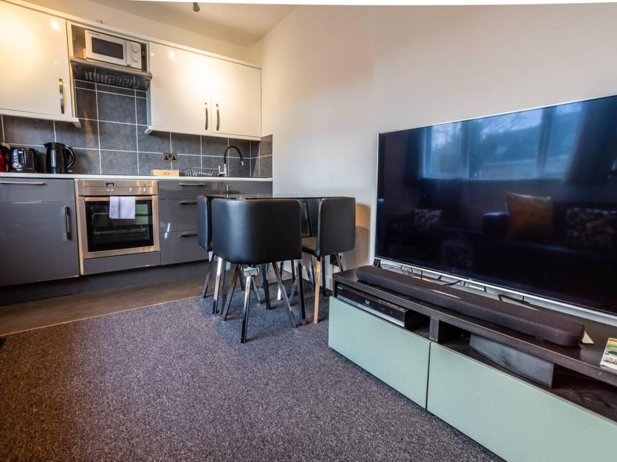 Newly Renovated Ideally Situated 2 Bedroom Flat Bournemouth Exterior photo
