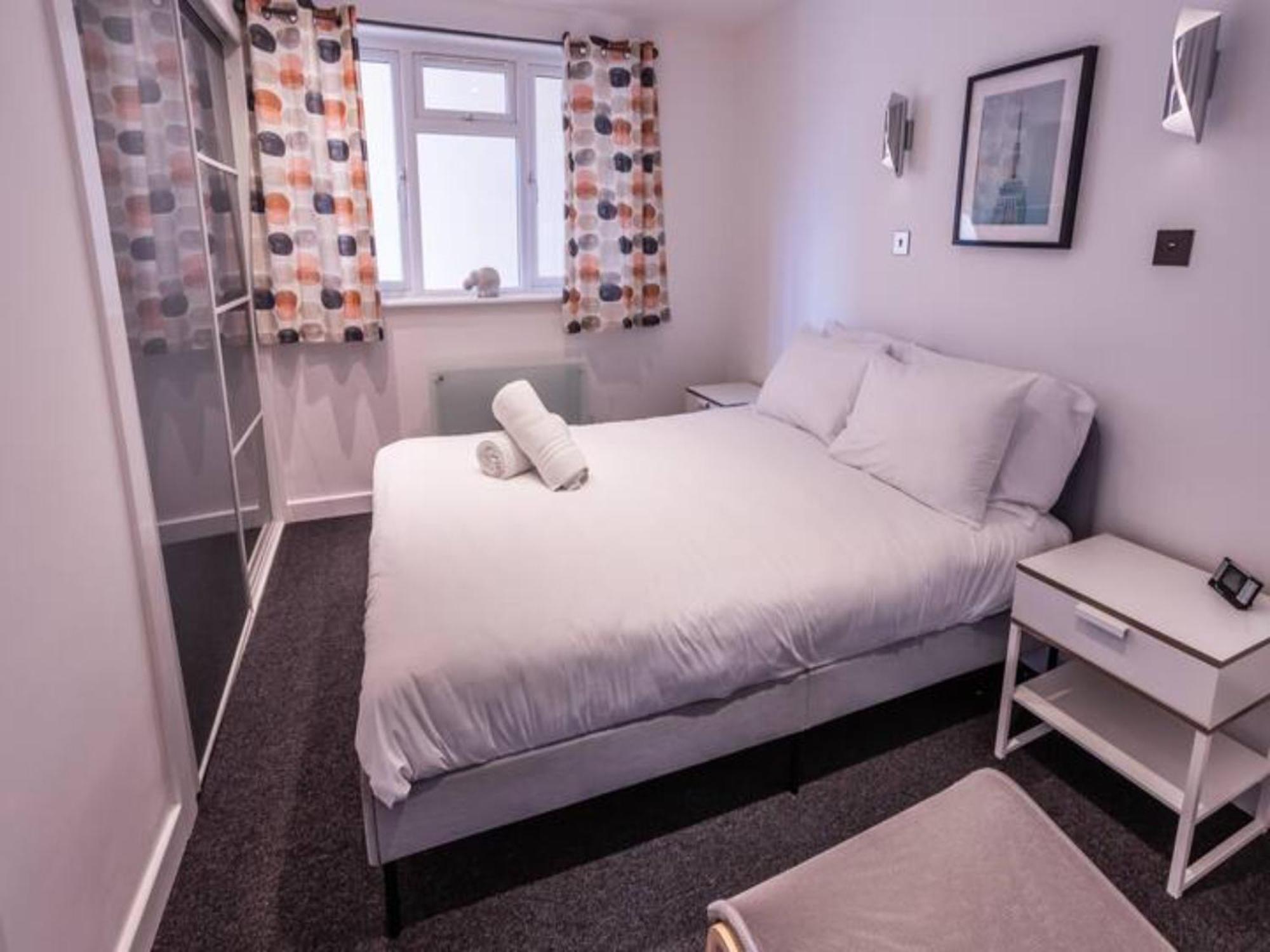 Newly Renovated Ideally Situated 2 Bedroom Flat Bournemouth Exterior photo